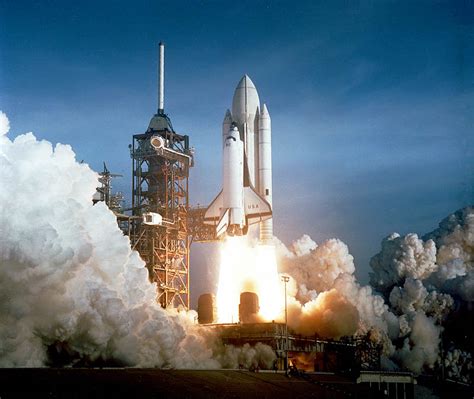 A History of NASA Rocket Launches in 25 High-Quality Photos » TwistedSifter