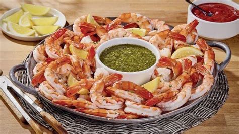 Signature Jumbo Shrimp Cocktail Platter (Large) | Red Lobster Seafood Restaurants