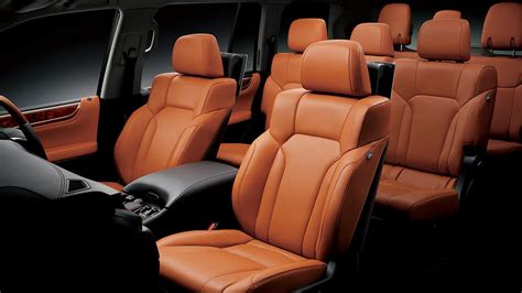 New Lexus LX570 Interior picture, LX 570 Inside view photo and Seats image