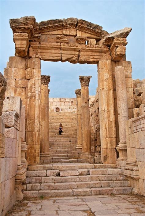 Roman Architecture. the Ancient Roman City of Gerasa in Jerash, Jordan. Editorial Photography ...