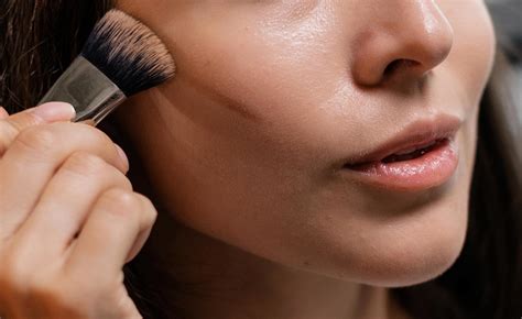 Here’s Your Sign To Stop Contouring With Bronzer | Beautylish