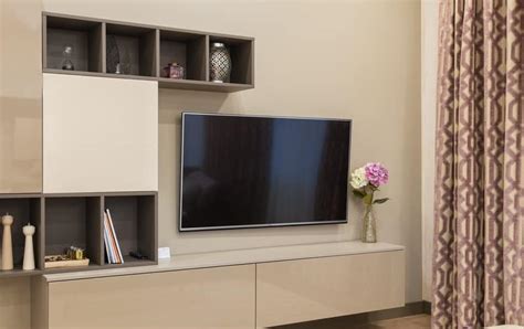 Best Wall Mount for 70-Inch LG TV 2022 - Top 5 Reviews & FAQs