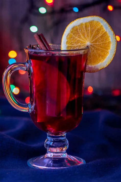 Winter Cocktails: 8 Delicious Recipes To Keep You Warm This Season