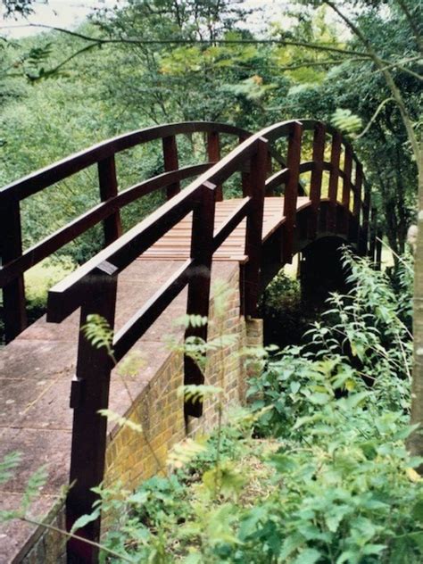 Wooden Garden Bridges Built in Berkshire | Custom Designs - Woods & Langton Bespoke Joinery ...