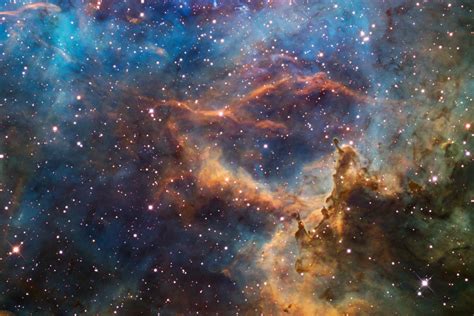 Nebula Hubble Wallpaper 1080p