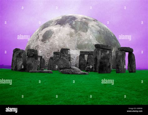 Full moon over Stonehenge England Stock Photo - Alamy