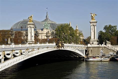 Pont Alexandre III, Paris | Tickets & Tours - 2024