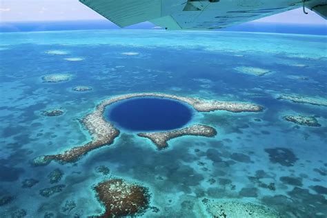 Great Blue Hole, Belize: History & What To Expect - Belize at Your Fingertips!