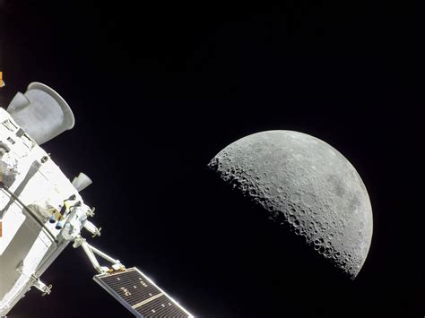 NASA open to delaying Artemis mission to return humans to the moon