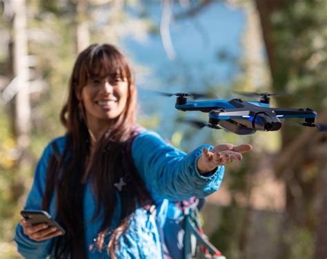 Autonomous Skydio 2 Drone Can Track Multiple People at Once - The Flighter