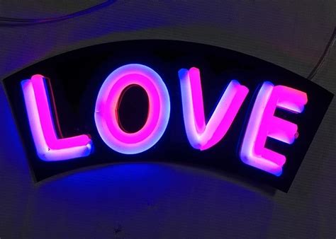 personalized neon bar signs