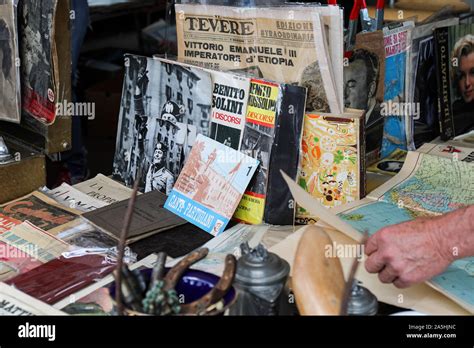 Benito mussolini speeches hi-res stock photography and images - Alamy