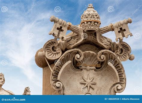 Basilica of Saint Peter - Coat of Arms of the Vatican City Editorial Stock Image - Image of ...