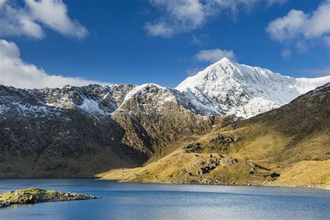 Peak practice: walking in Snowdonia - Lonely Planet