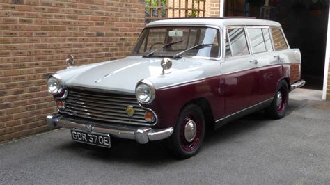 1967 Morris Oxford Traveller - off to a new home | Retro Rides