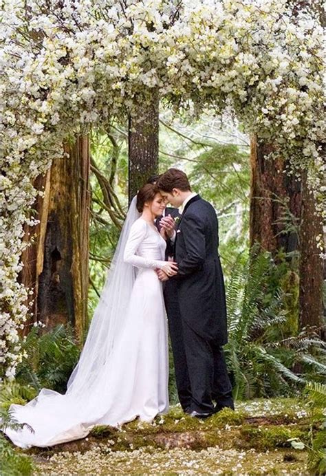 Edward Cullen and Bella Swan's wedding | Twilight Saga Wiki | Fandom