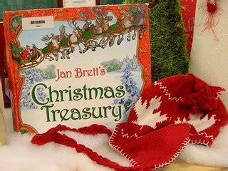 Jan Brett's Christmas Treasury | A favourite book with our s… | Flickr