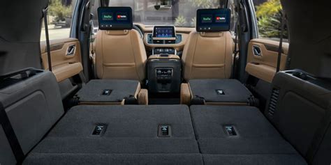 2023 Chevy Suburban Interior | Don Ringler Chevrolet