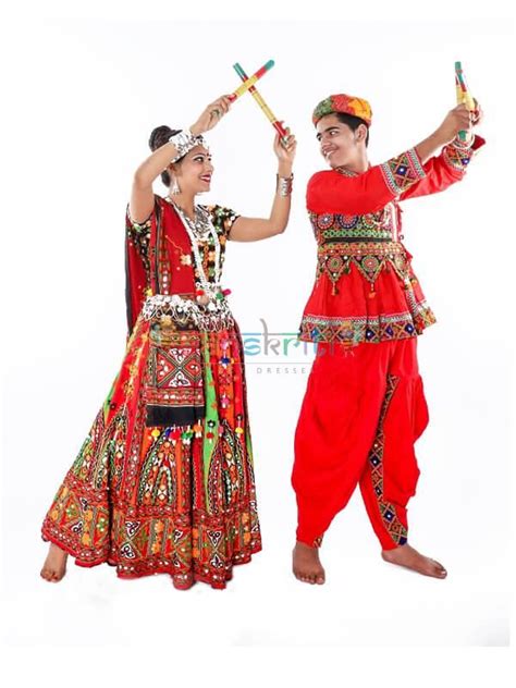 Gujarati Garba Dance Dress | Garba dress, Fancy dress costumes, India ...