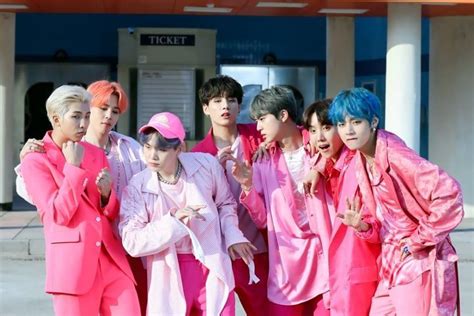 Bts Boy With Luv Pink Outfits - BTS Army