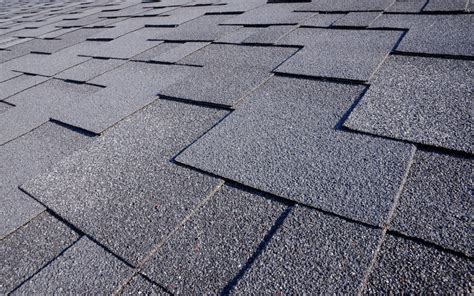 Only the Best Asphalt Shingles: The Top 3 Shingle Brands - Woodberg Roofing