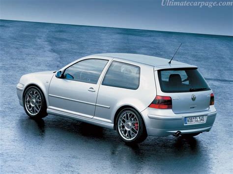 Volkswagen Golf IV GTI 132 High Resolution Image (2 of 6)