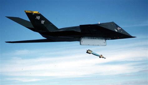 Air Force F-117 Nighthawk stealth aircraft flying in Nevada Area 51 - Business Insider