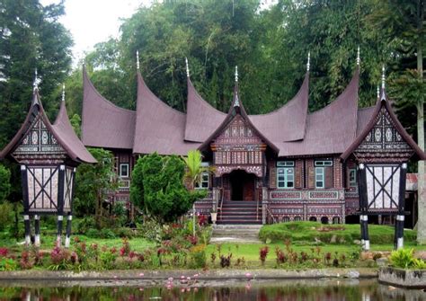 Rumah Adat Padang [100% Lengkap] Gambar Dan Penjelasan