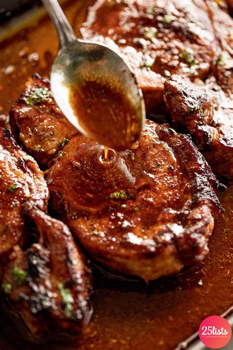 Pork Chops with Barbecue Sauce : Recipe and best photos