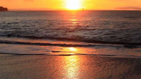 (Nature Relaxation w/Music) Soothing Ocean Sunset - San Francisco's Baker Beach 1080p HD - YouTube