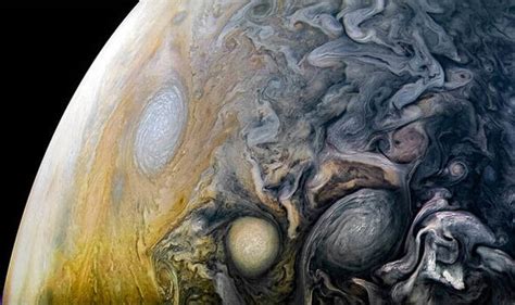 Jupiter in pictures: NASA’s Juno captures stunning image of gas giant ...