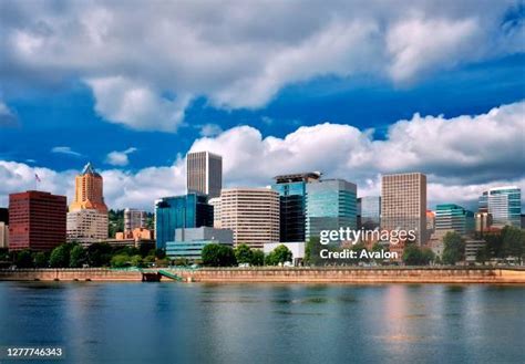 1,485 Portland Oregon Skyline Stock Photos, High-Res Pictures, and Images - Getty Images