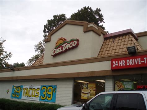 Del Taco-Richmond Heights | Richmond Heights | Fast Food, Mexican ...