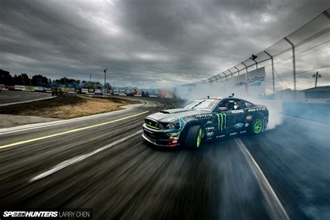 Formula Drift Seattle: Pure Carnage - Speedhunters