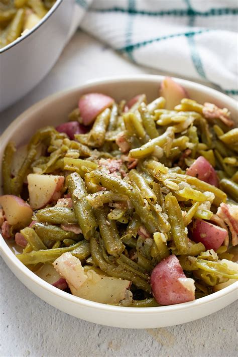 Southern Green Beans and Potatoes - blackpeoplesrecipes.com