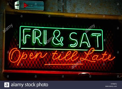 Neon sign open late hi-res stock photography and images - Alamy