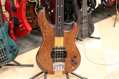 Ibanez MC900 Musician 4-string Fretless Bass Guitar 1979 – Used | Ted's Pawn Shop