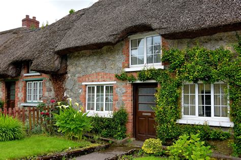 Thatched Cottage in Adare, Ireland - Encircle Photos