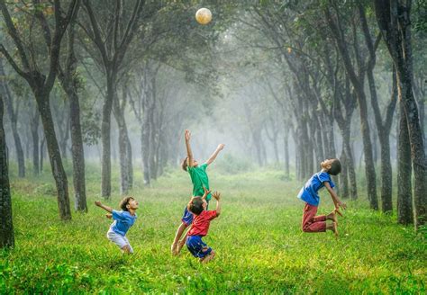 13 Fun Outdoor Games for Kids of All Ages - Fun-Attic