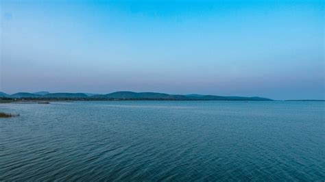 Chilika Lake - Largest Saltwater Lagoon in Asia | Veena World