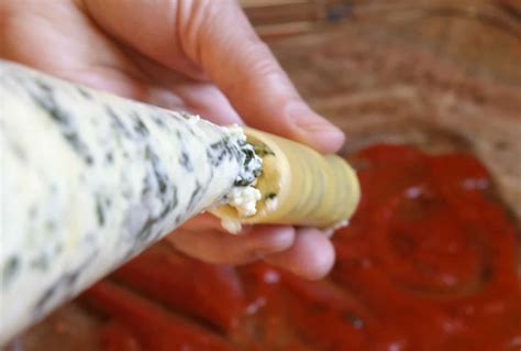 Authentic Italian Manicotti Recipe (Stuffed with Three Cheeses ...