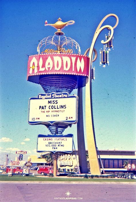 Old Signs Las Vegas / Old Abandoned Neon Casino Signs, Las Vegas Editorial Photo ...