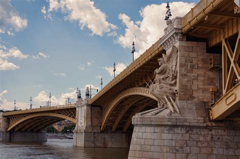 View of Bridge in City · Free Stock Photo