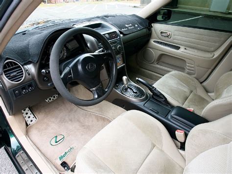 All About Cars: Lexus is300 Interior