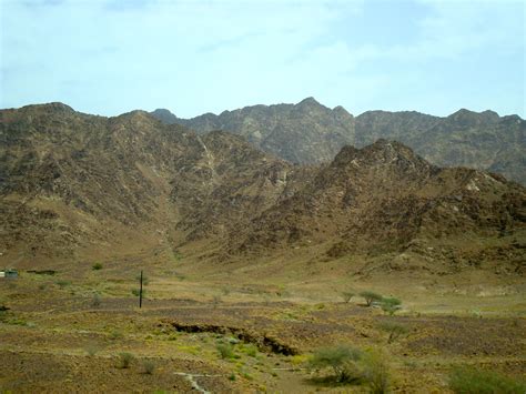 Mountains of Fujairah - Northern UAE © Kim Koning