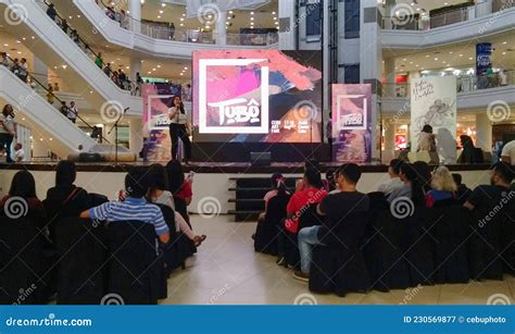 People Gather in the Ayala Center Cebu for the TubÃ´ Cebu Art Fair ...