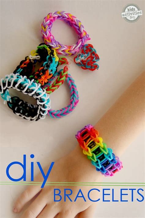 How to Make Rubber Band Bracelets (Rainbow Loom)