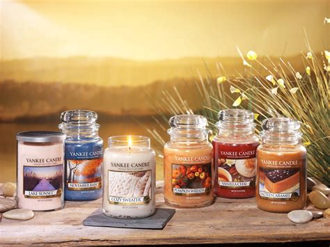 'Tis The Season: New Yankee Candle Fall Scents For 2013!