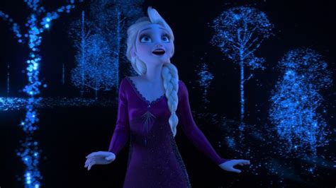 'Frozen 2' Directors Reveal Why Elsa Doesn't Have a Love Interest (Exclusive)