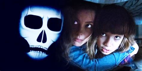 REVIEW: Come Play Is a Forgettable Family Horror Movie